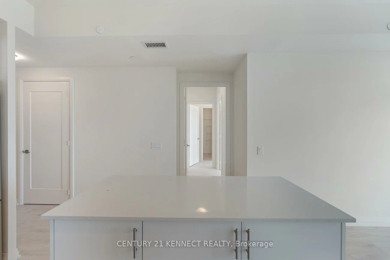 8960, Jane, Concord, Vaughan