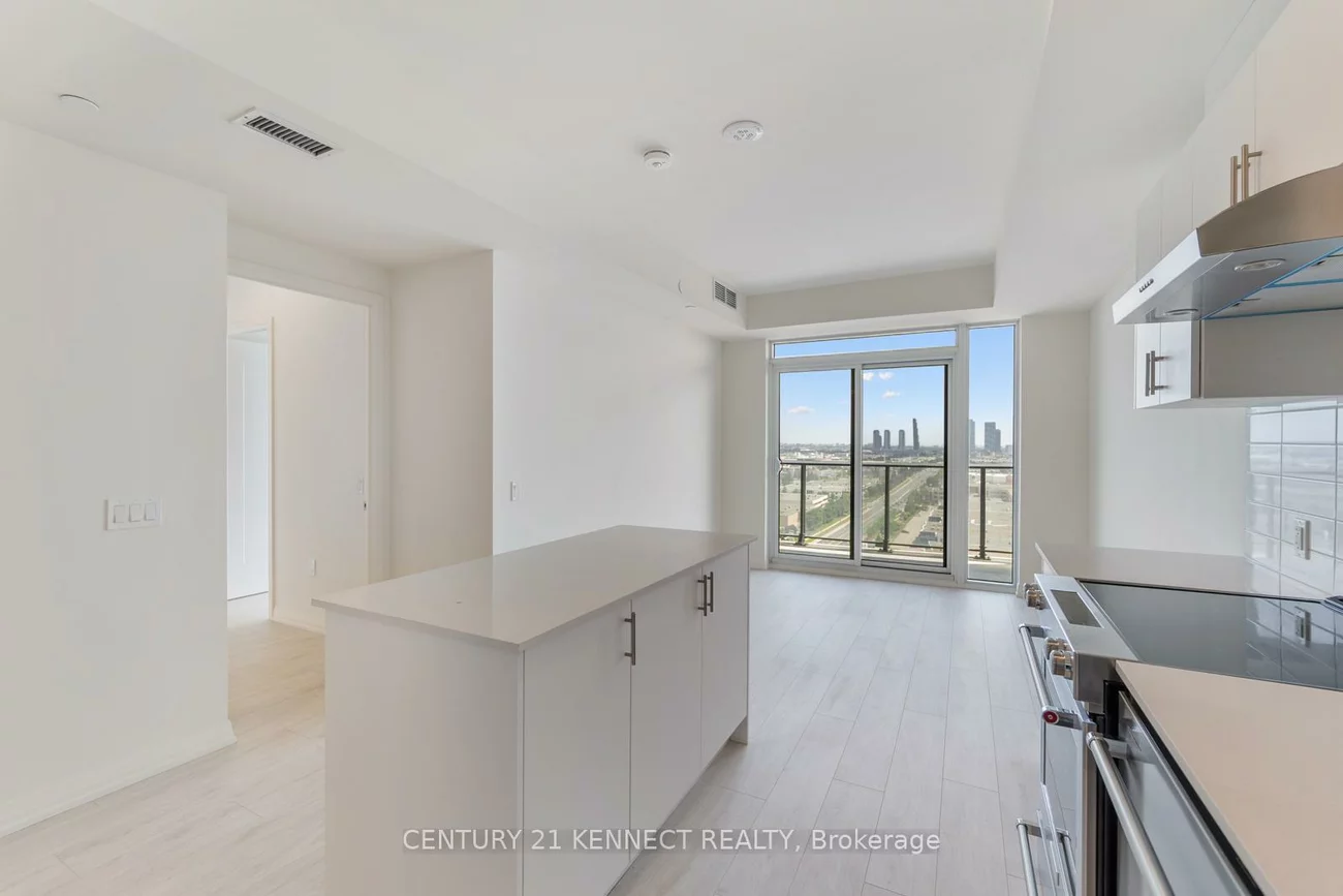 8960, Jane, Concord, Vaughan