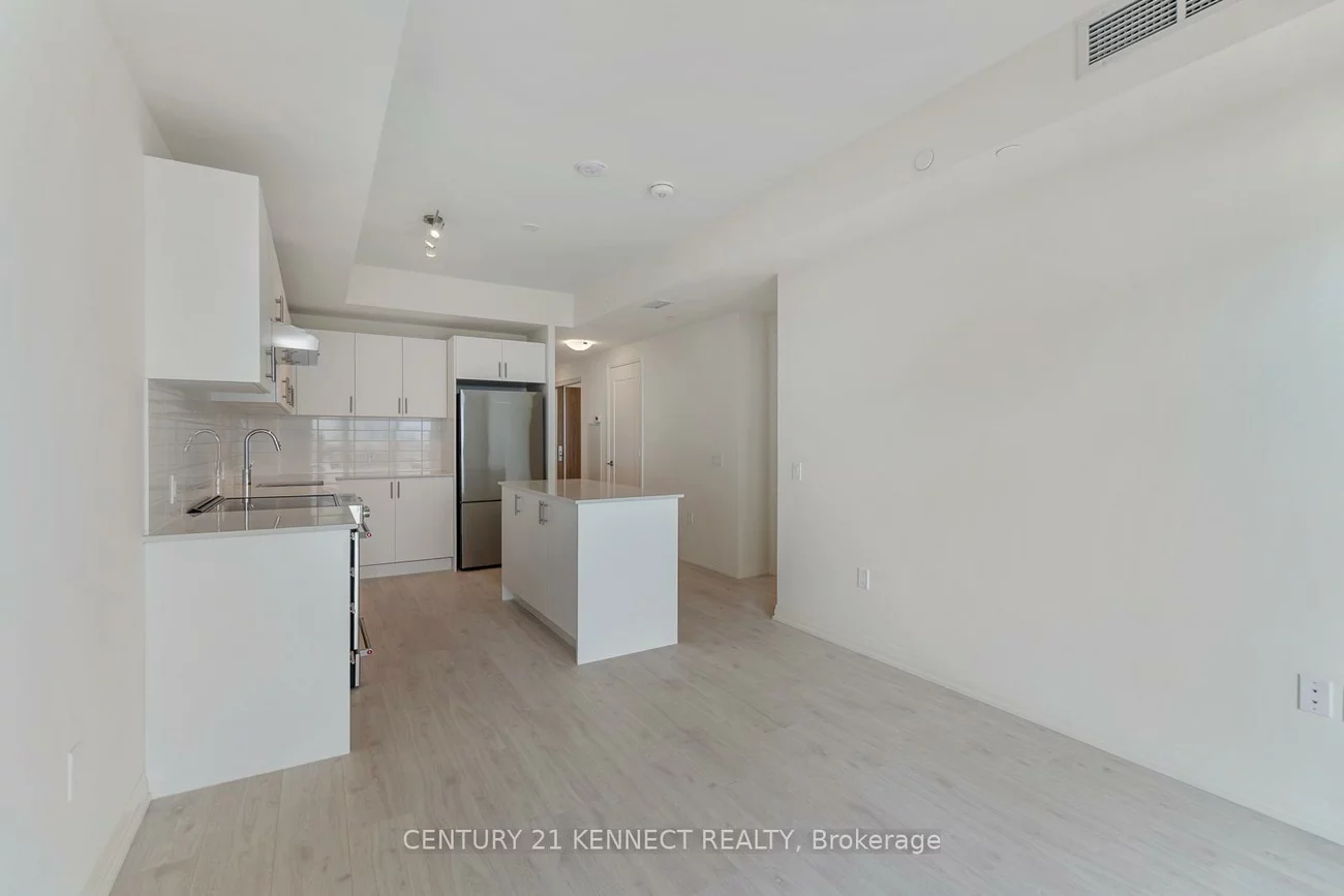 8960, Jane, Concord, Vaughan