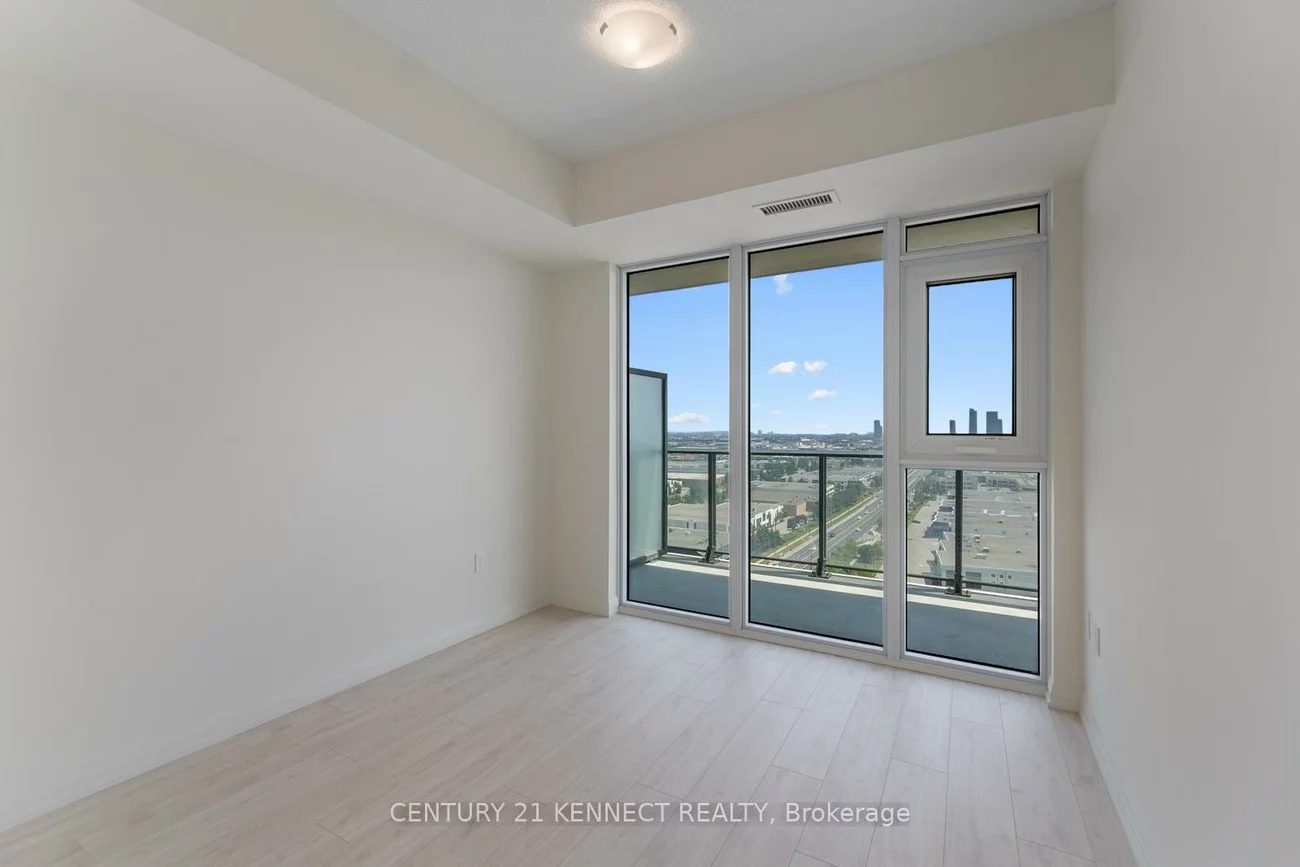 8960, Jane, Concord, Vaughan