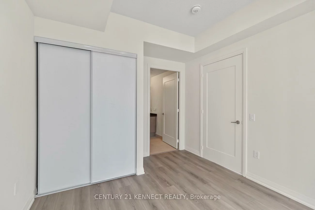 8960, Jane, Concord, Vaughan