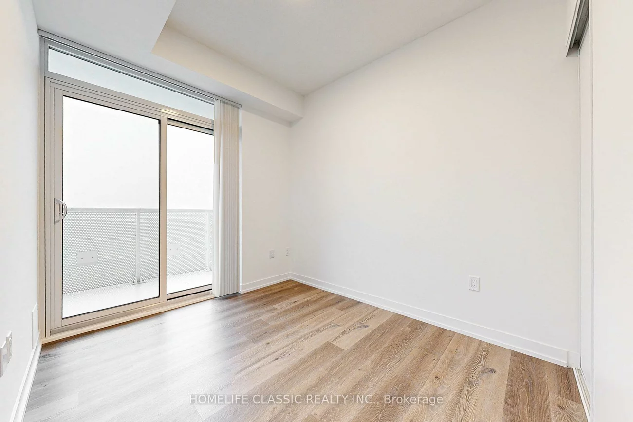 225, Commerce, Vaughan Corporate Centre, Vaughan
