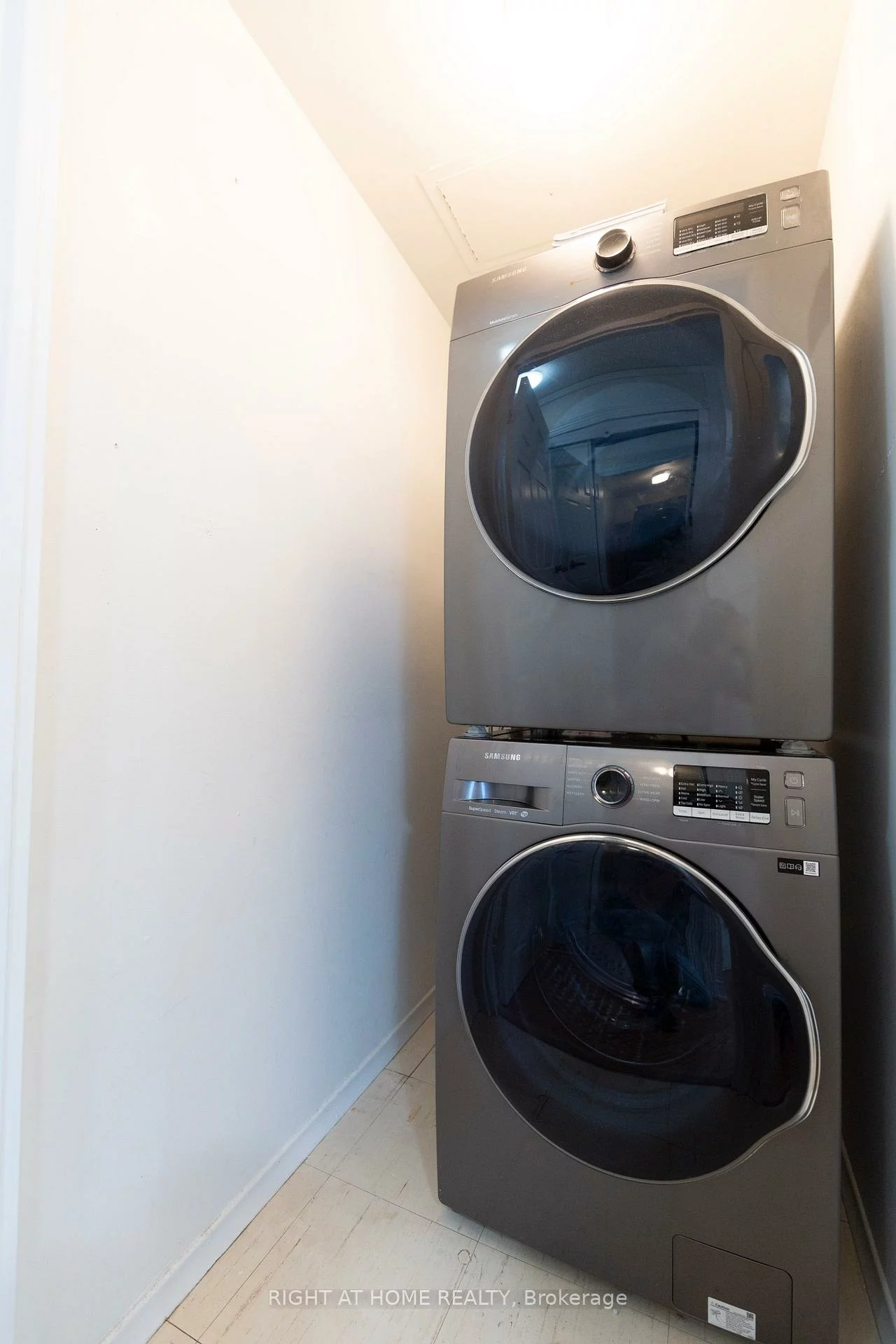 7460, Bathurst, Brownridge, Vaughan