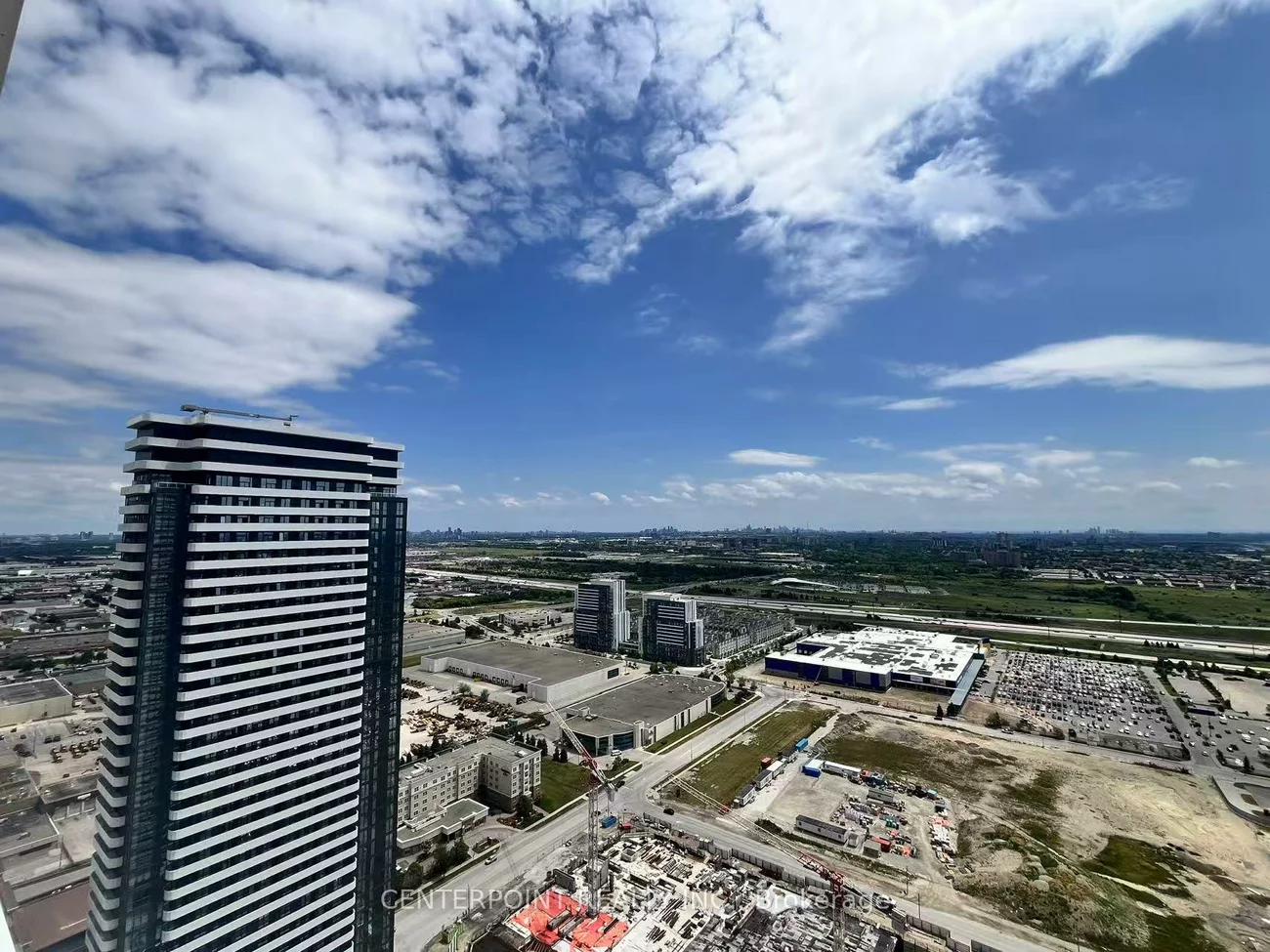 225, Commerce, Vaughan Corporate Centre, Vaughan