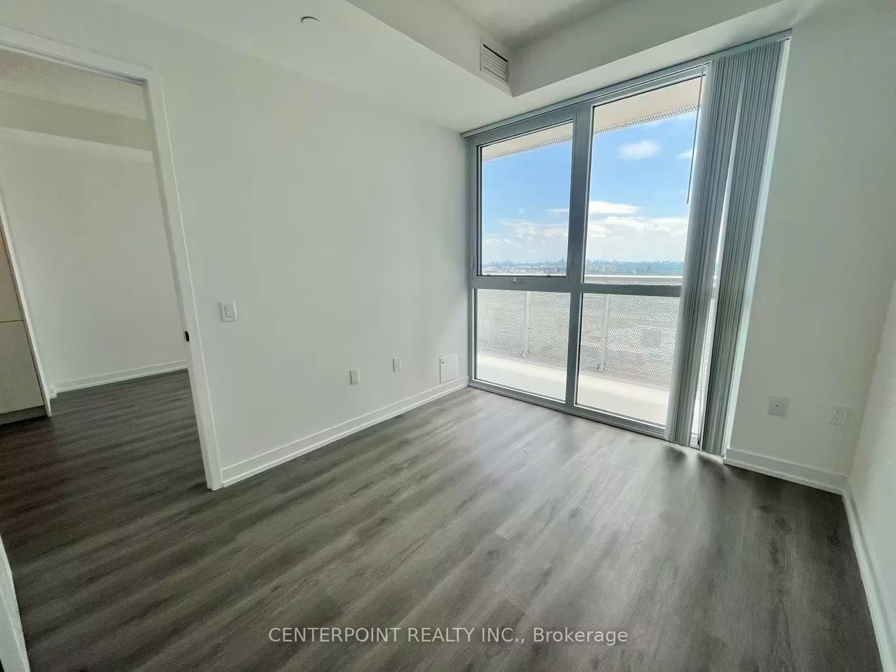 225, Commerce, Vaughan Corporate Centre, Vaughan