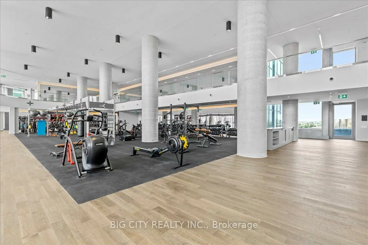 1000, Portage, Vaughan Corporate Centre, Vaughan