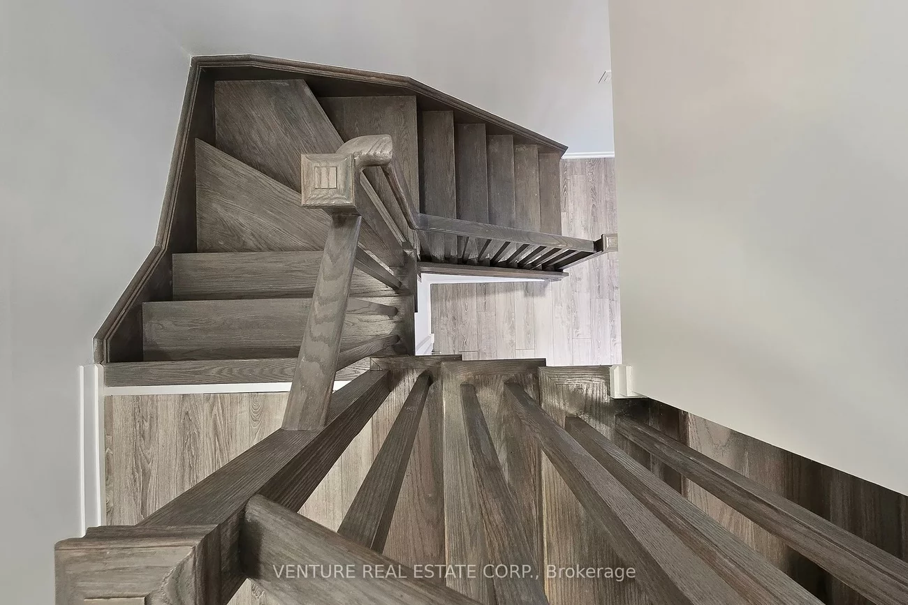 26, Bruce, East Woodbridge, Vaughan