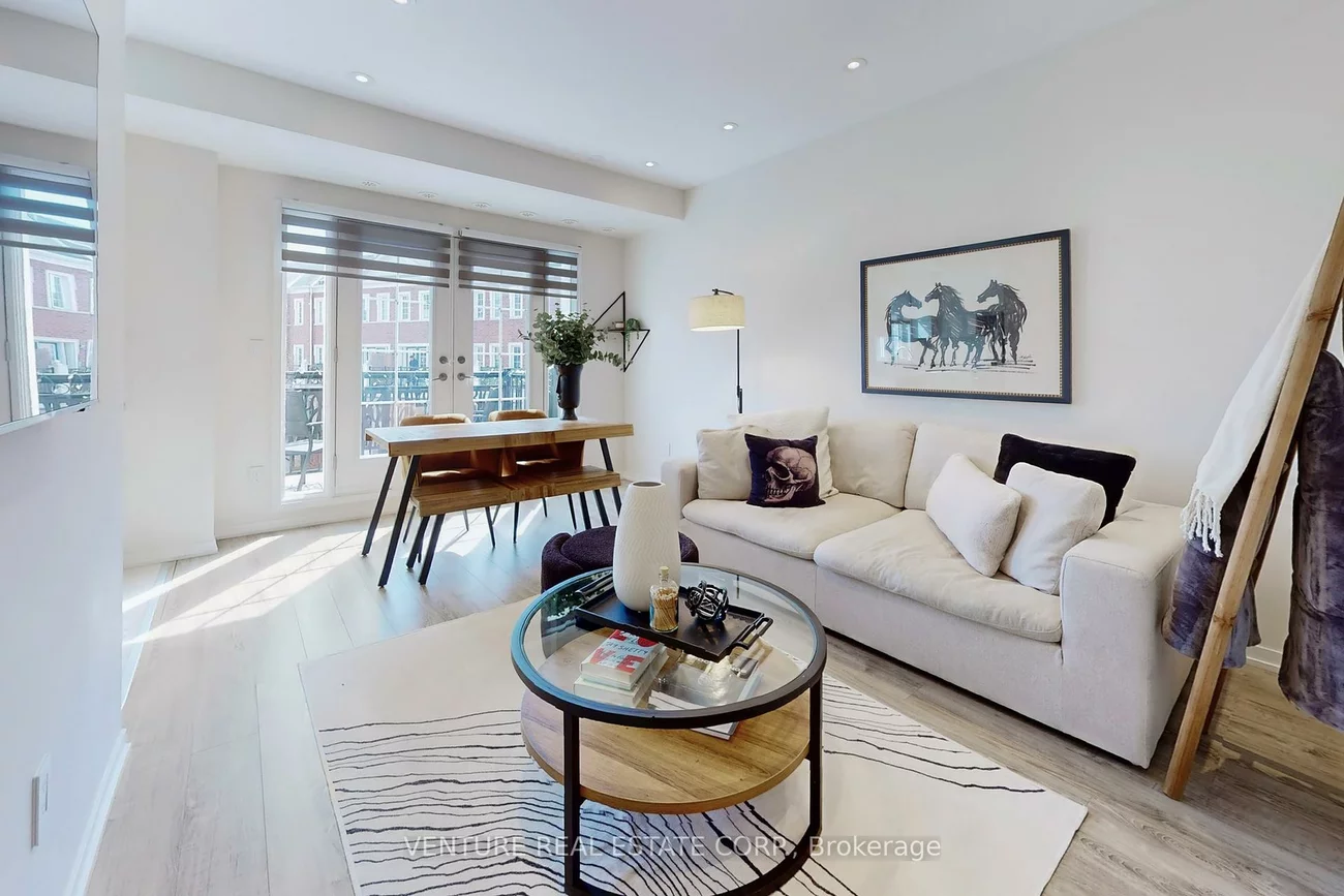 26, Bruce, East Woodbridge, Vaughan