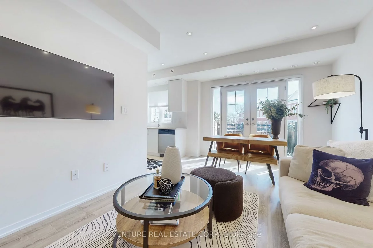 26, Bruce, East Woodbridge, Vaughan