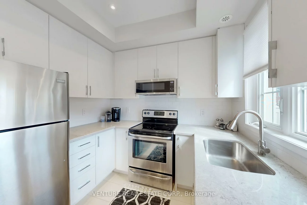 26, Bruce, East Woodbridge, Vaughan