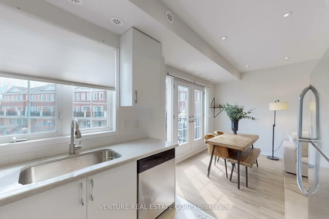 26, Bruce, East Woodbridge, Vaughan