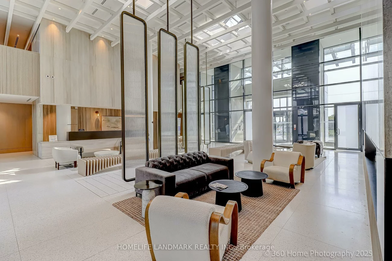 225, Commerce, Vaughan Corporate Centre, Vaughan