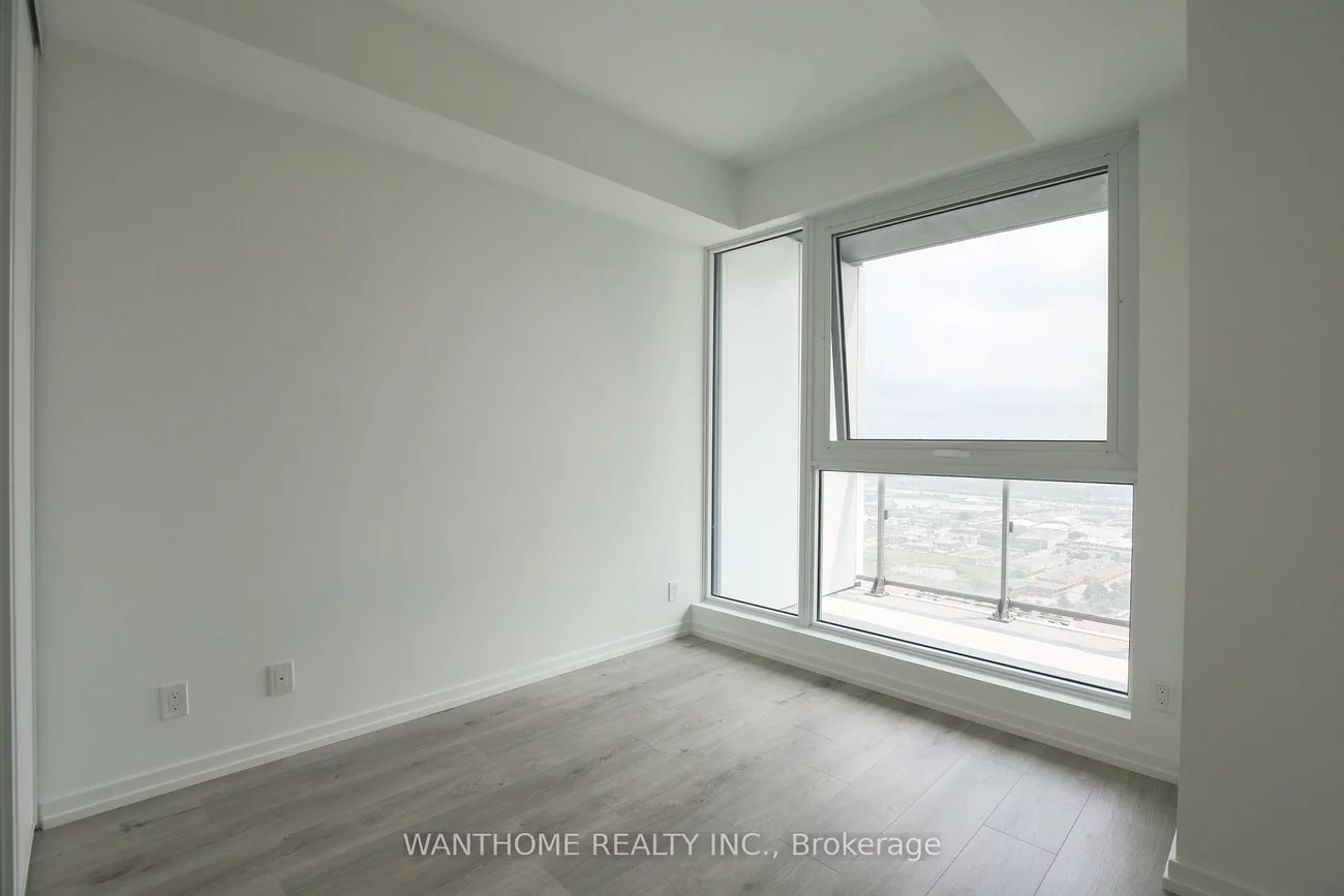 1000, Portage, Vaughan Corporate Centre, Vaughan
