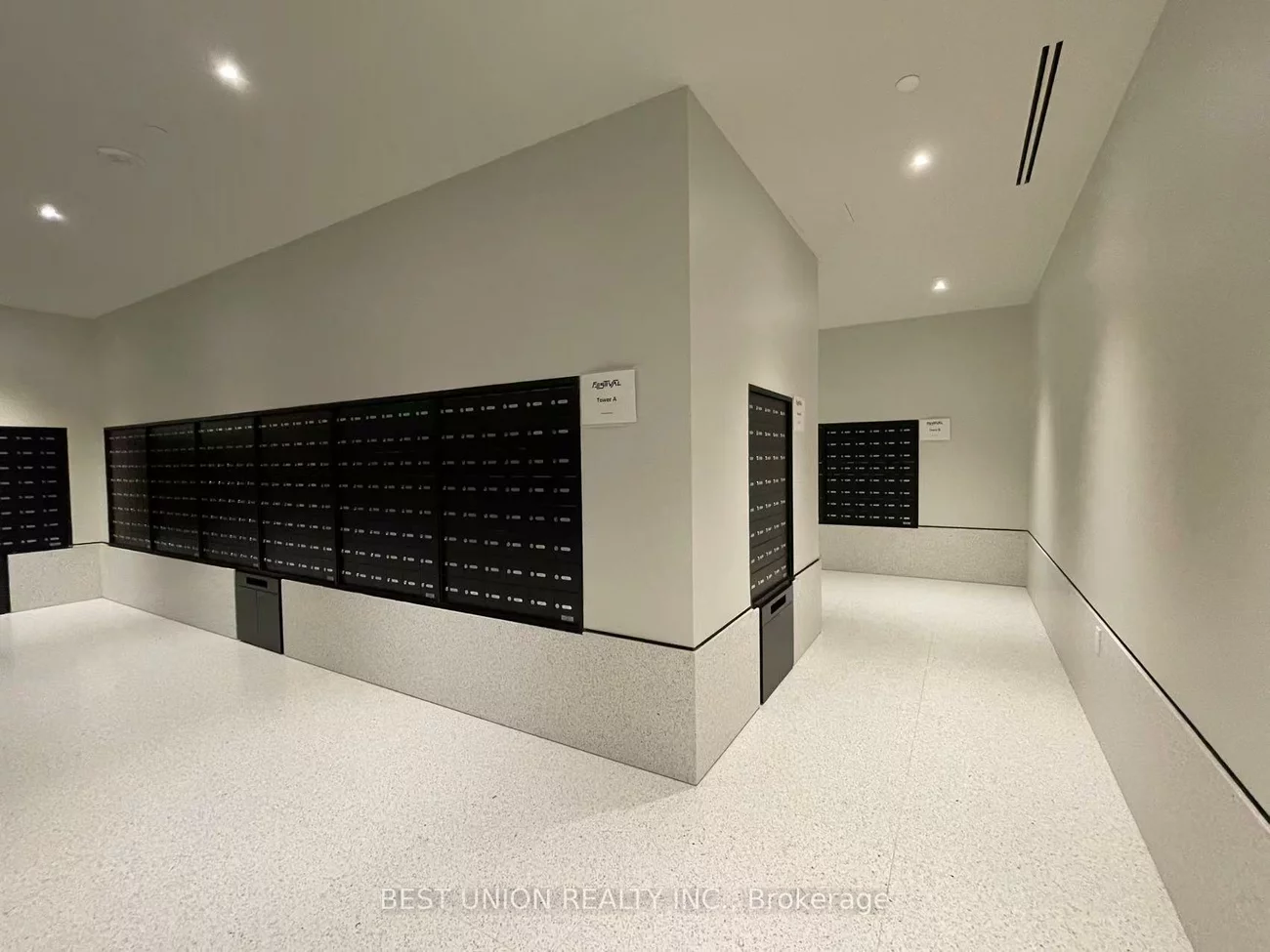 195, Commerce, Vaughan Corporate Centre, Vaughan