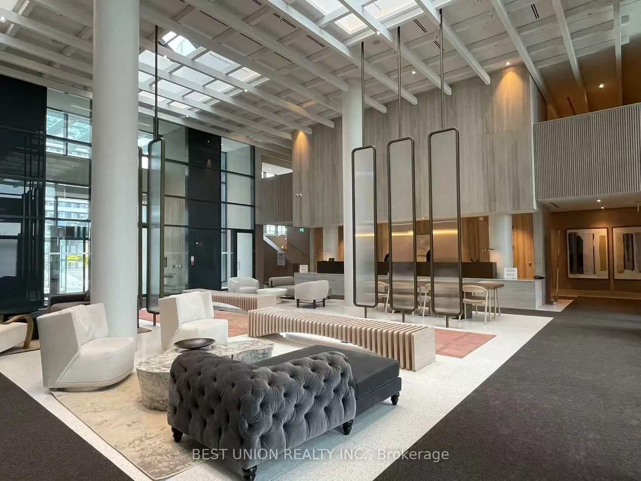 195, Commerce, Vaughan Corporate Centre, Vaughan