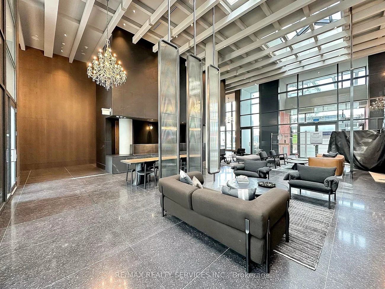 28, Interchange, Vaughan Corporate Centre, Vaughan
