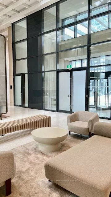 225, Commerce, Vaughan Corporate Centre, Vaughan