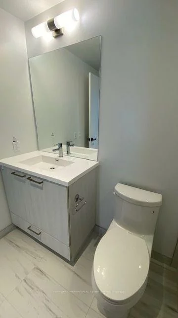 225, Commerce, Vaughan Corporate Centre, Vaughan