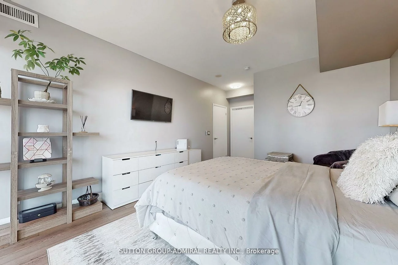 2910, Highway 7, Concord, Vaughan