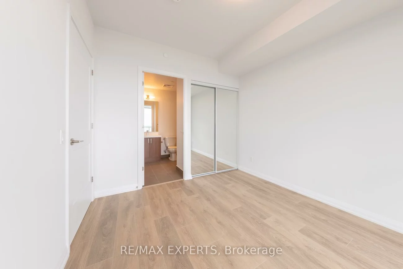 7895, Jane, Concord, Vaughan