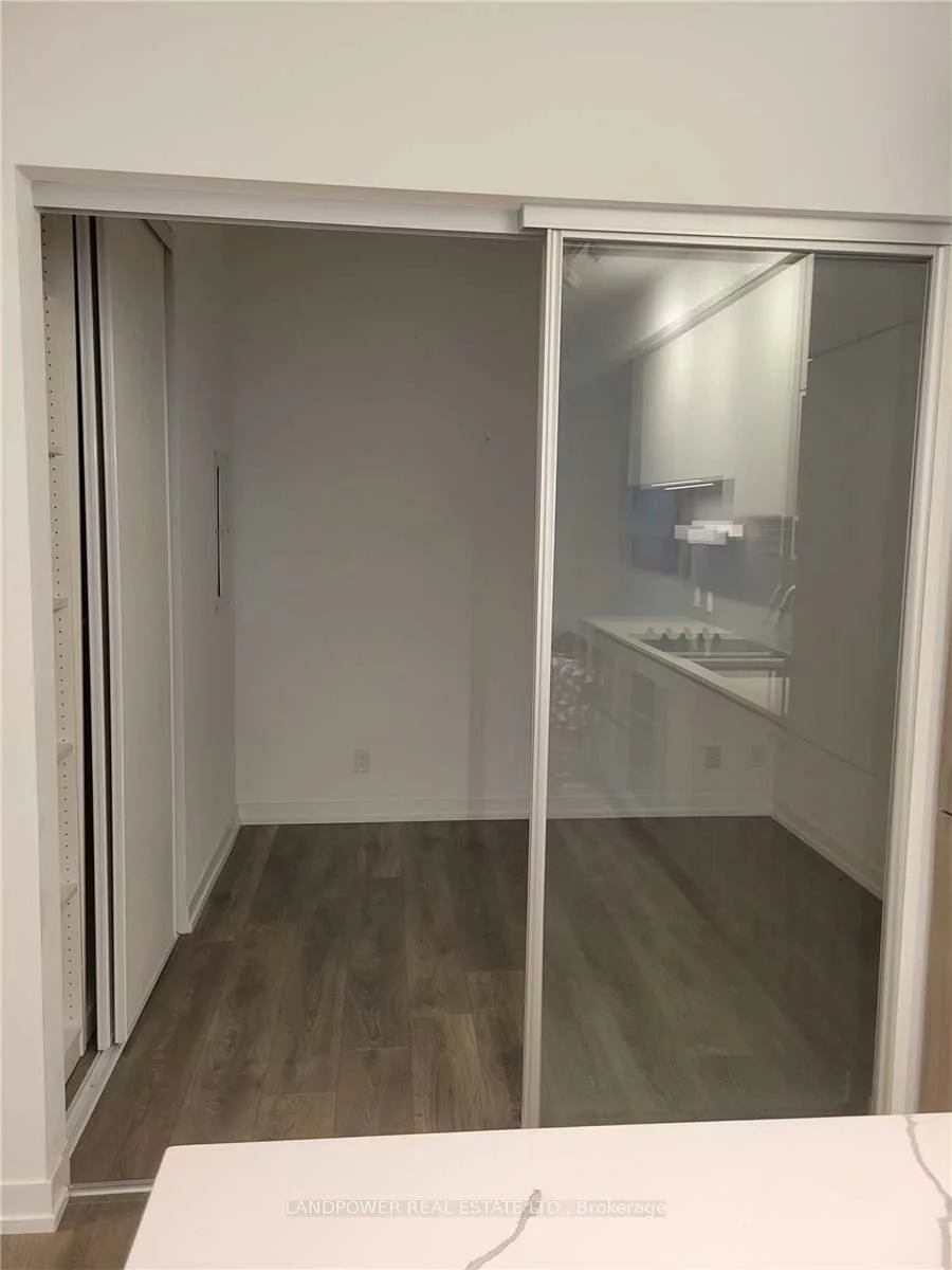950, Portage, Vaughan Corporate Centre, Vaughan