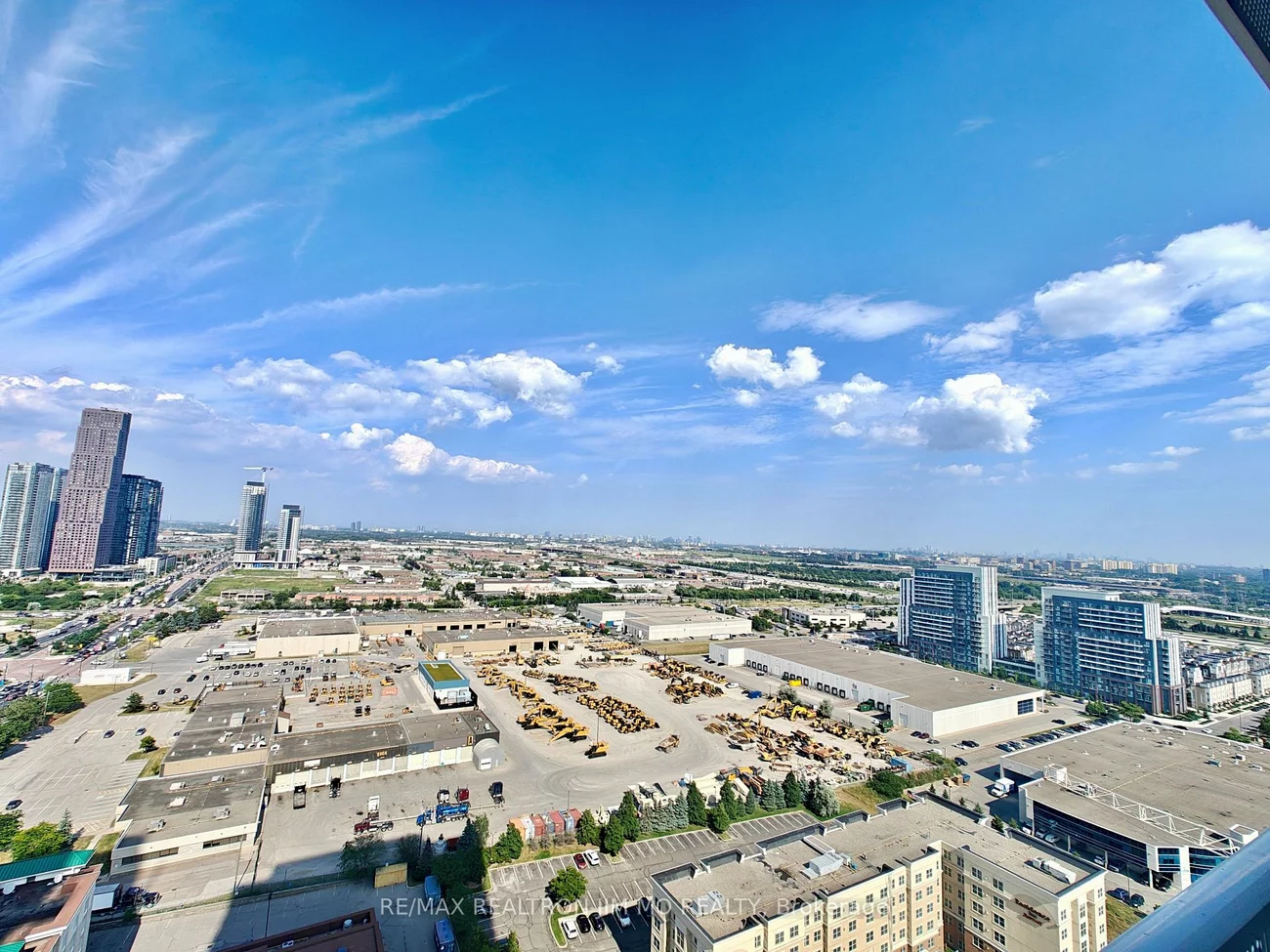 28, Interchange, Vaughan Corporate Centre, Vaughan