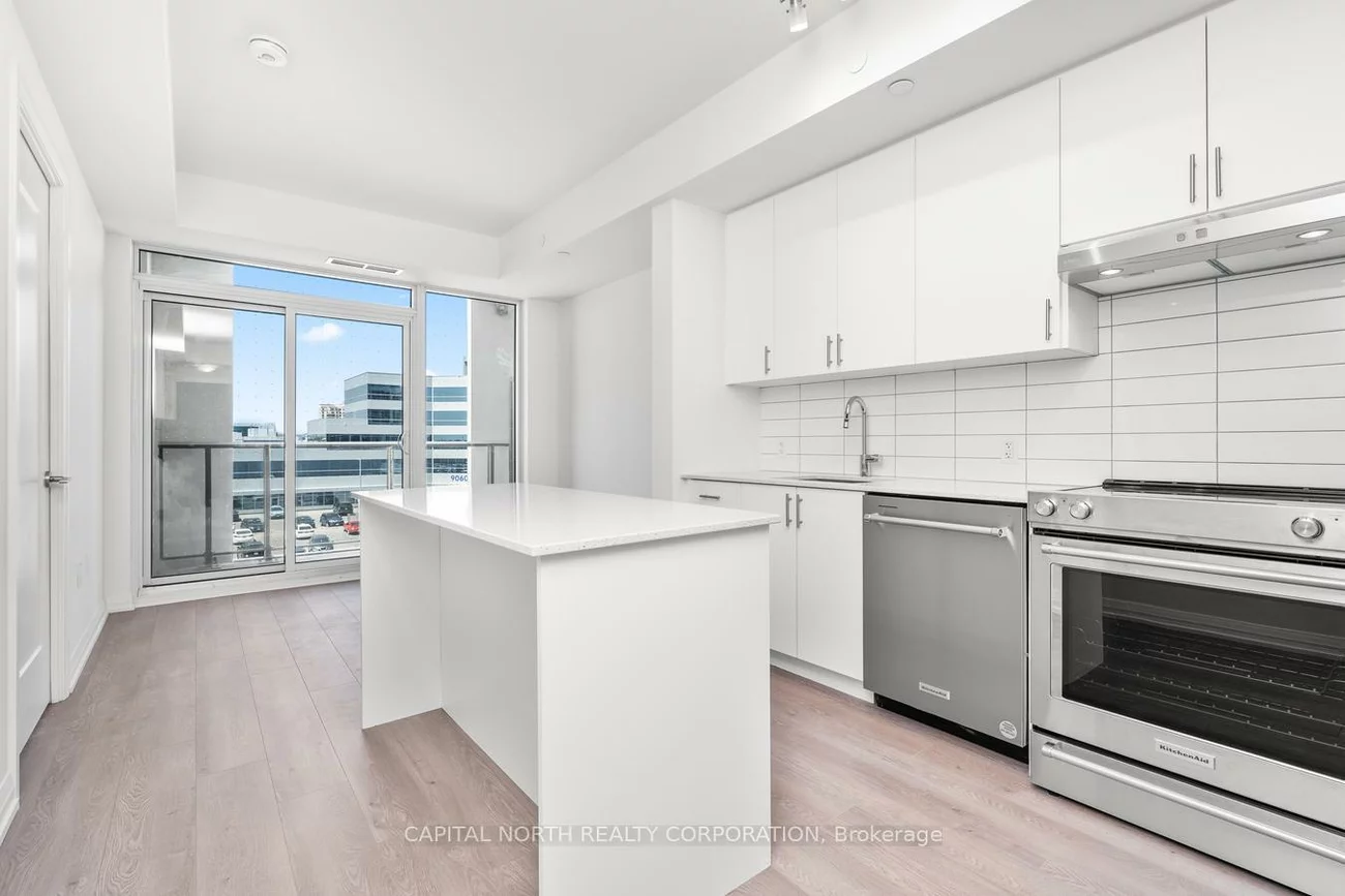9000, Jane, Vellore Village, Vaughan