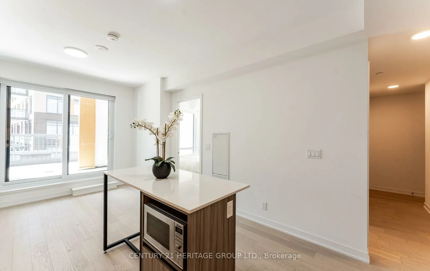 7950, Bathurst, Beverley Glen, Vaughan
