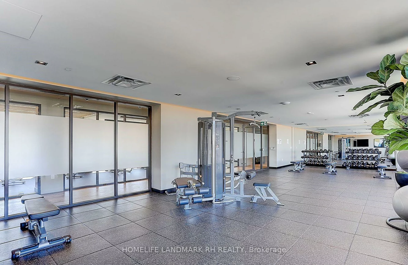 38, Honeycrisp, Vaughan Corporate Centre, Vaughan