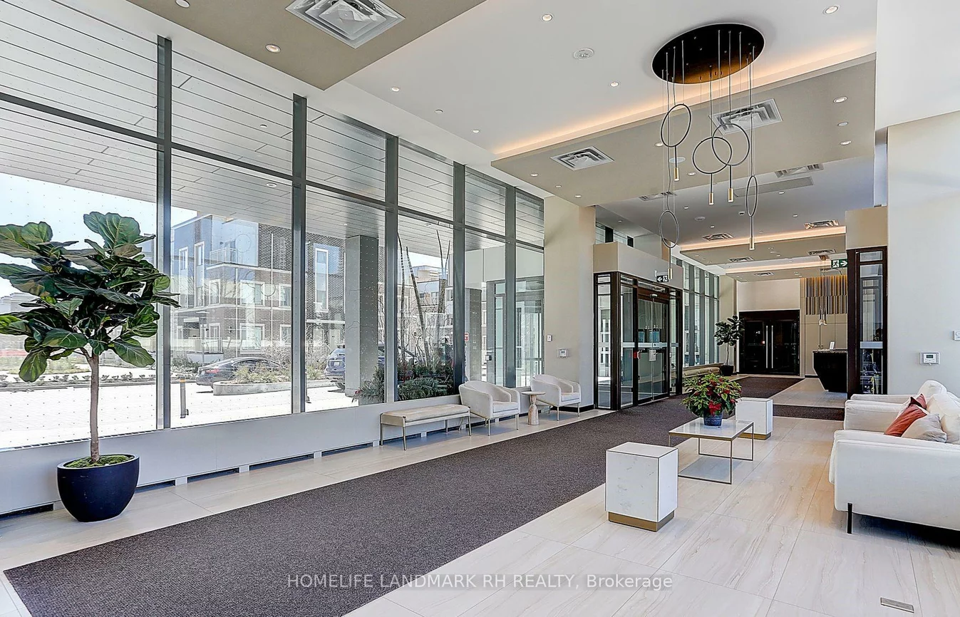 38, Honeycrisp, Vaughan Corporate Centre, Vaughan