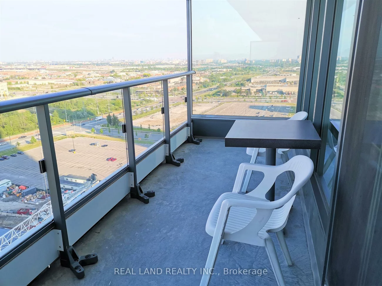 950, Portage, Vaughan Corporate Centre, Vaughan