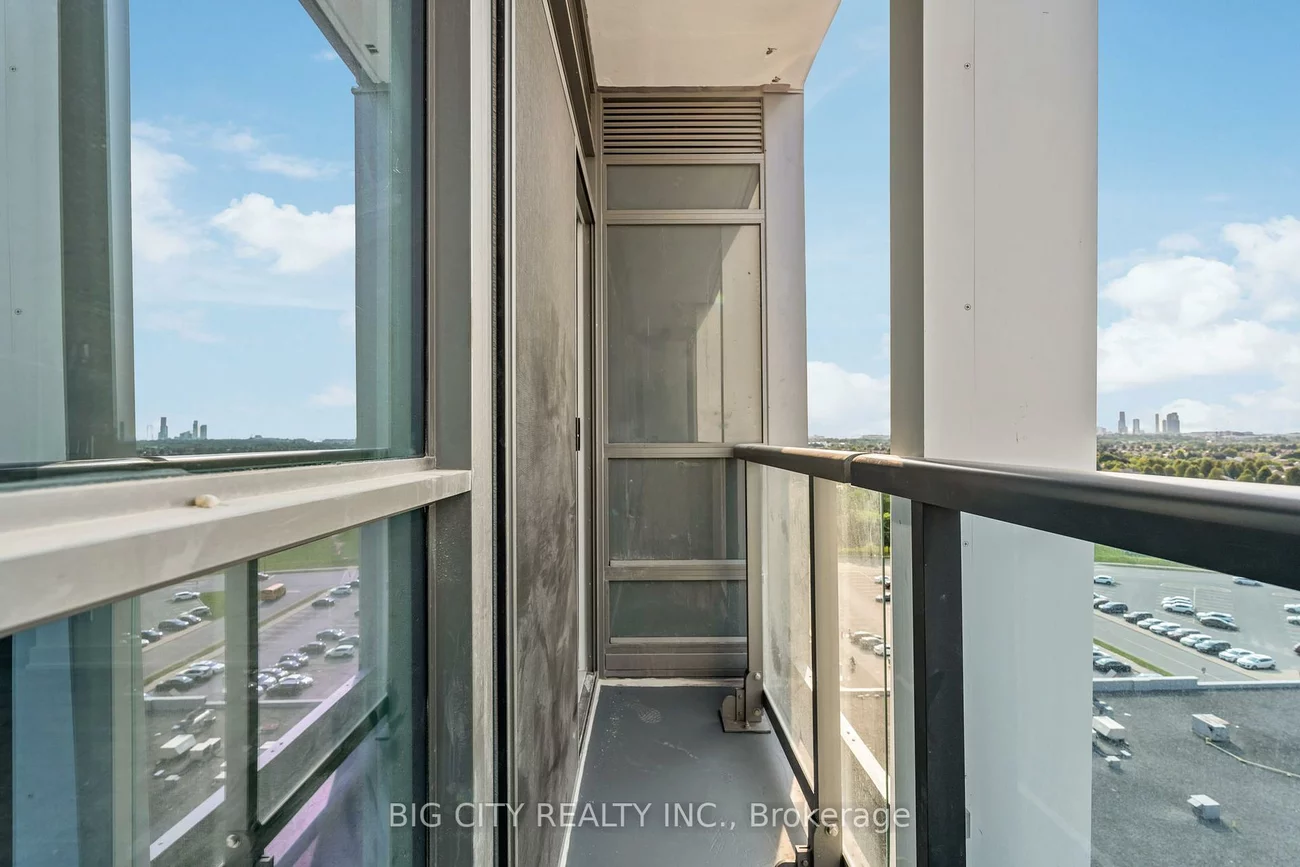 50, Upper Mall, Brownridge, Vaughan