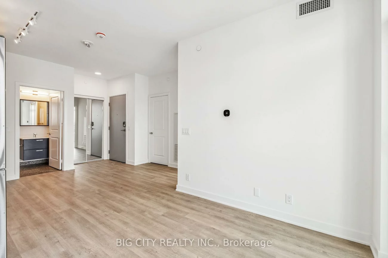50, Upper Mall, Brownridge, Vaughan