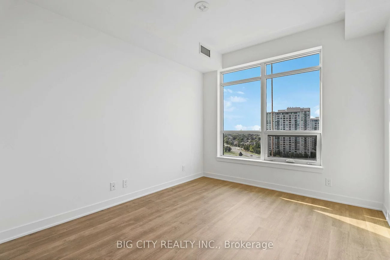 50, Upper Mall, Brownridge, Vaughan