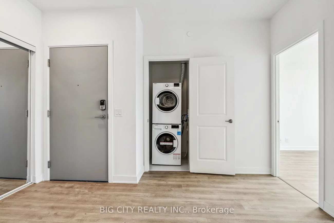 50, Upper Mall, Brownridge, Vaughan