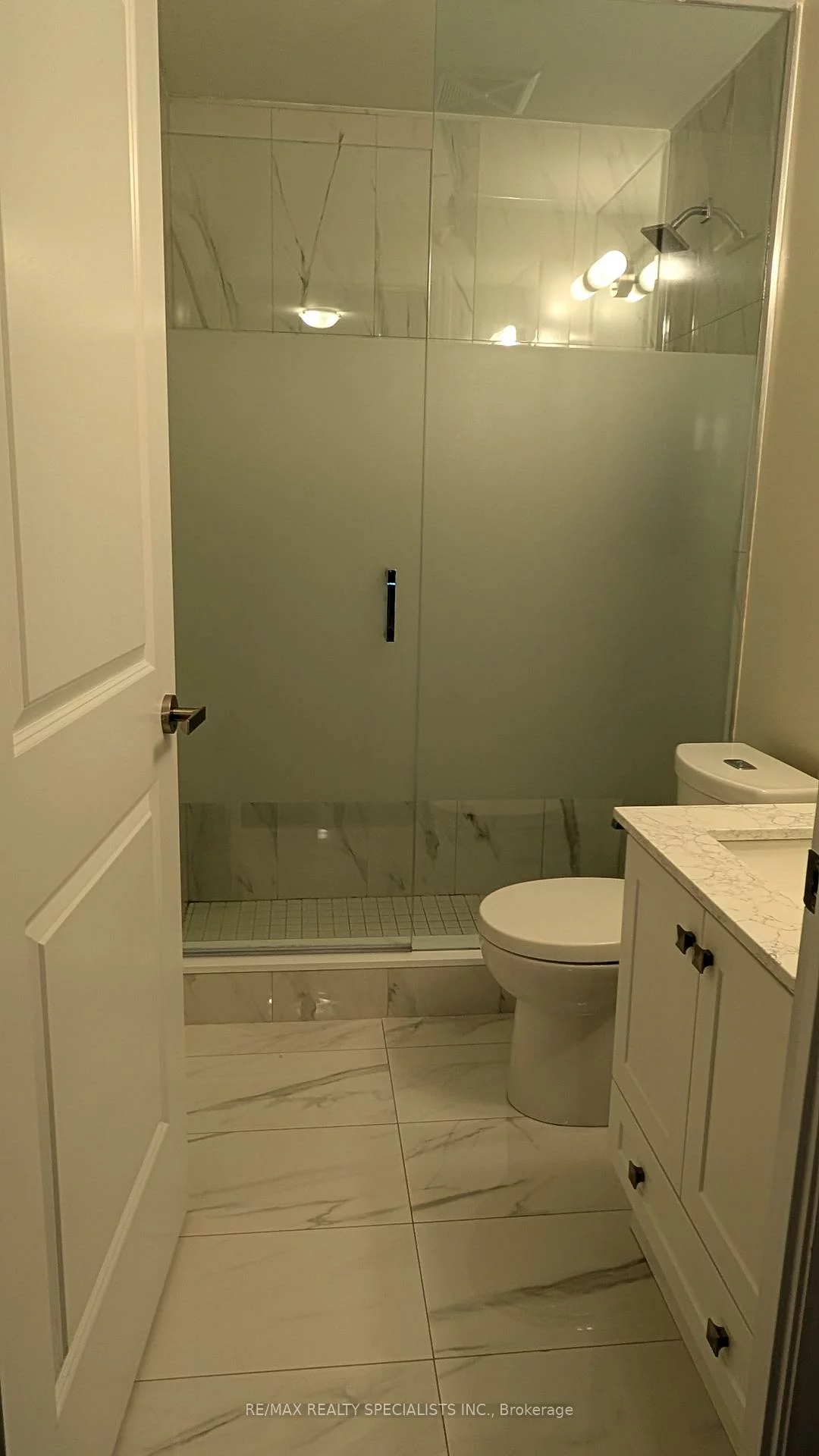 9075, Jane, Concord, Vaughan