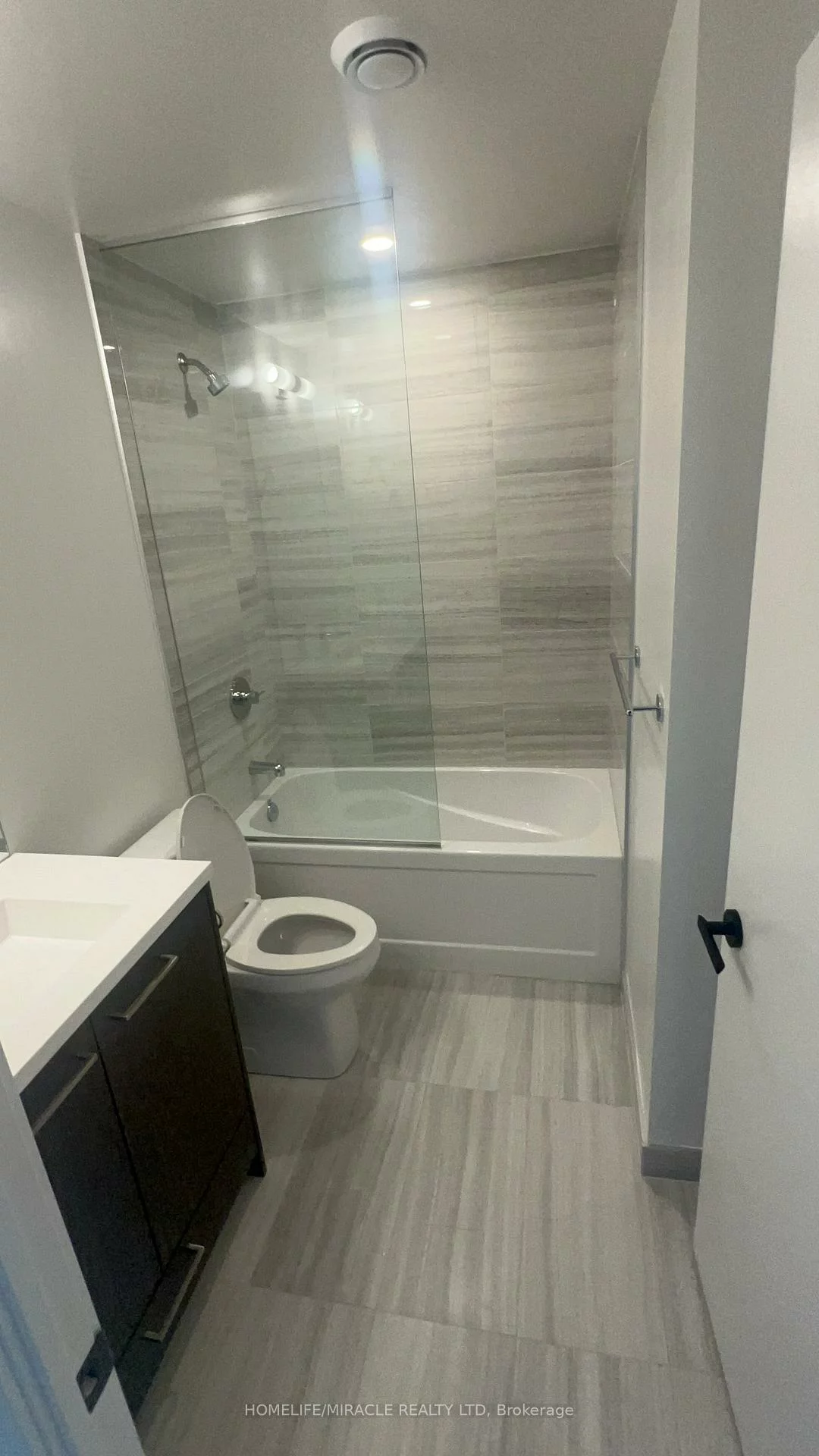 28, Interchange, Vaughan Corporate Centre, Vaughan