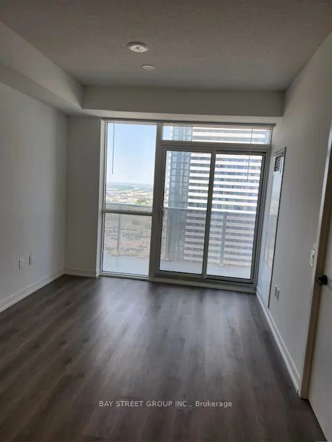 28, Interchange, Vaughan Corporate Centre, Vaughan