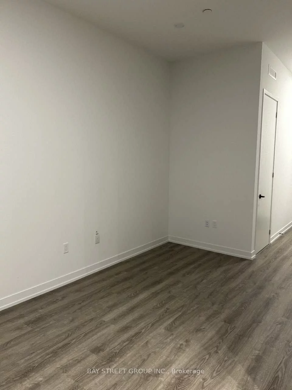 195, Commerce, Vaughan Corporate Centre, Vaughan