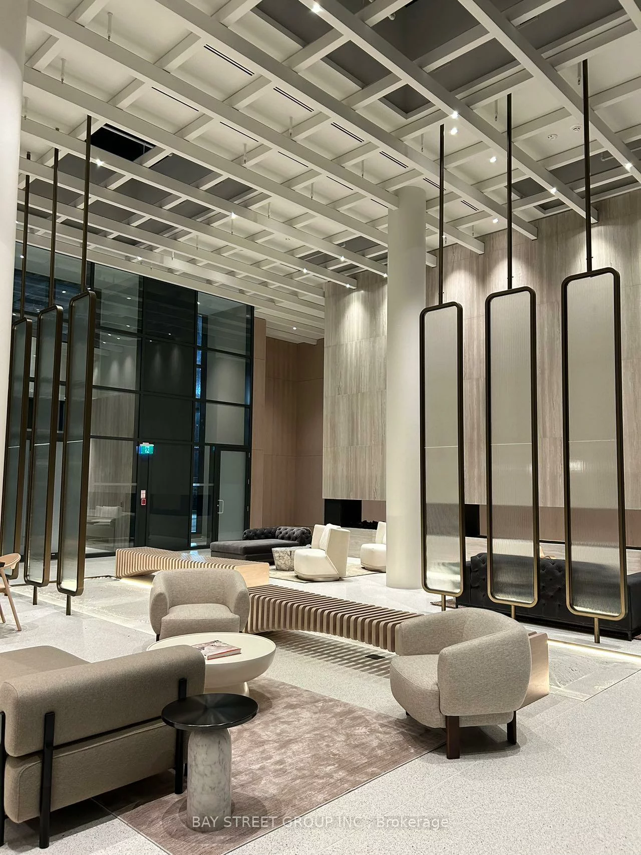 195, Commerce, Vaughan Corporate Centre, Vaughan