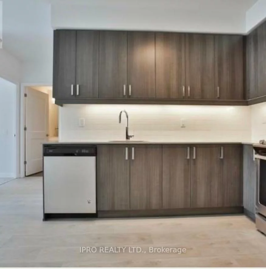 7895, Jane, Concord, Vaughan