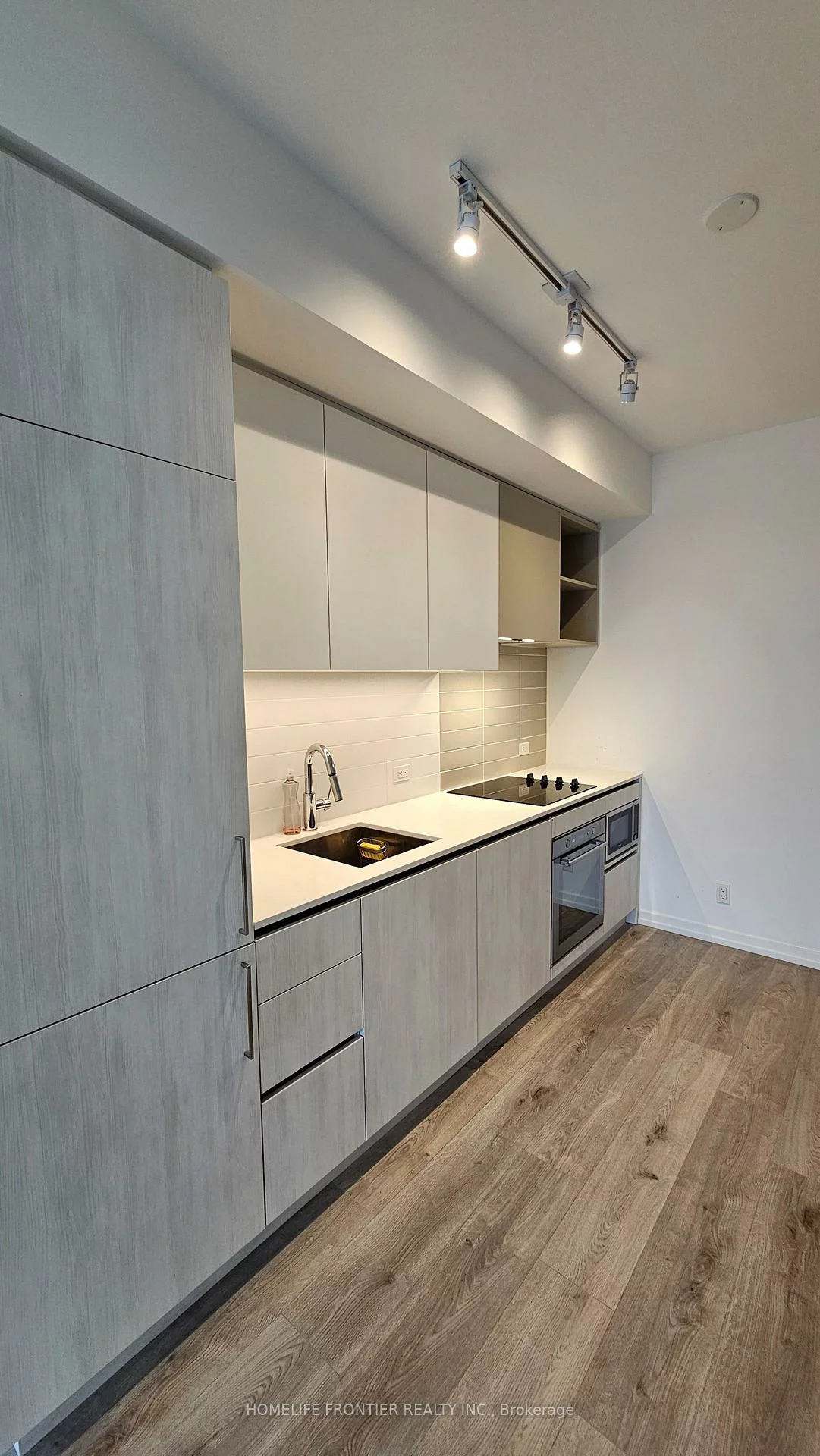 7890, Jane, Vaughan Corporate Centre, Vaughan