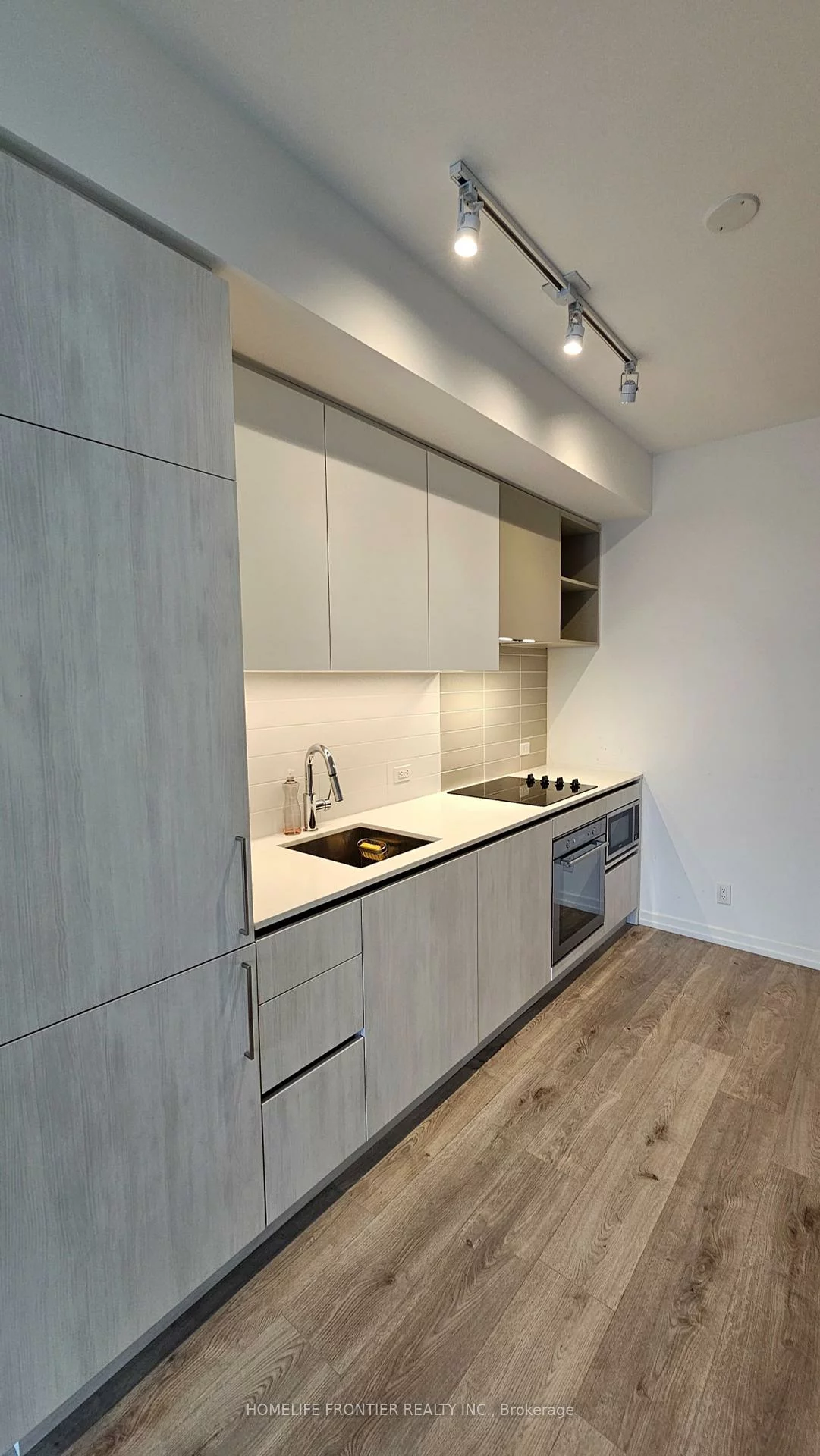 7890, Jane, Vaughan Corporate Centre, Vaughan