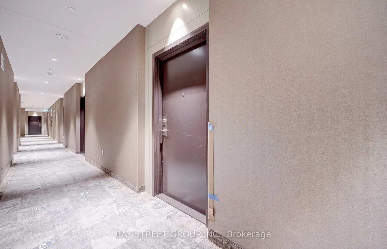 10, Honeycrisp, Vaughan Corporate Centre, Vaughan