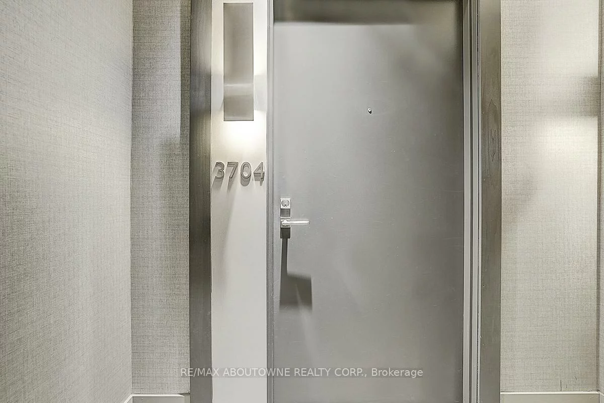 2908, Highway 7, Concord, Vaughan