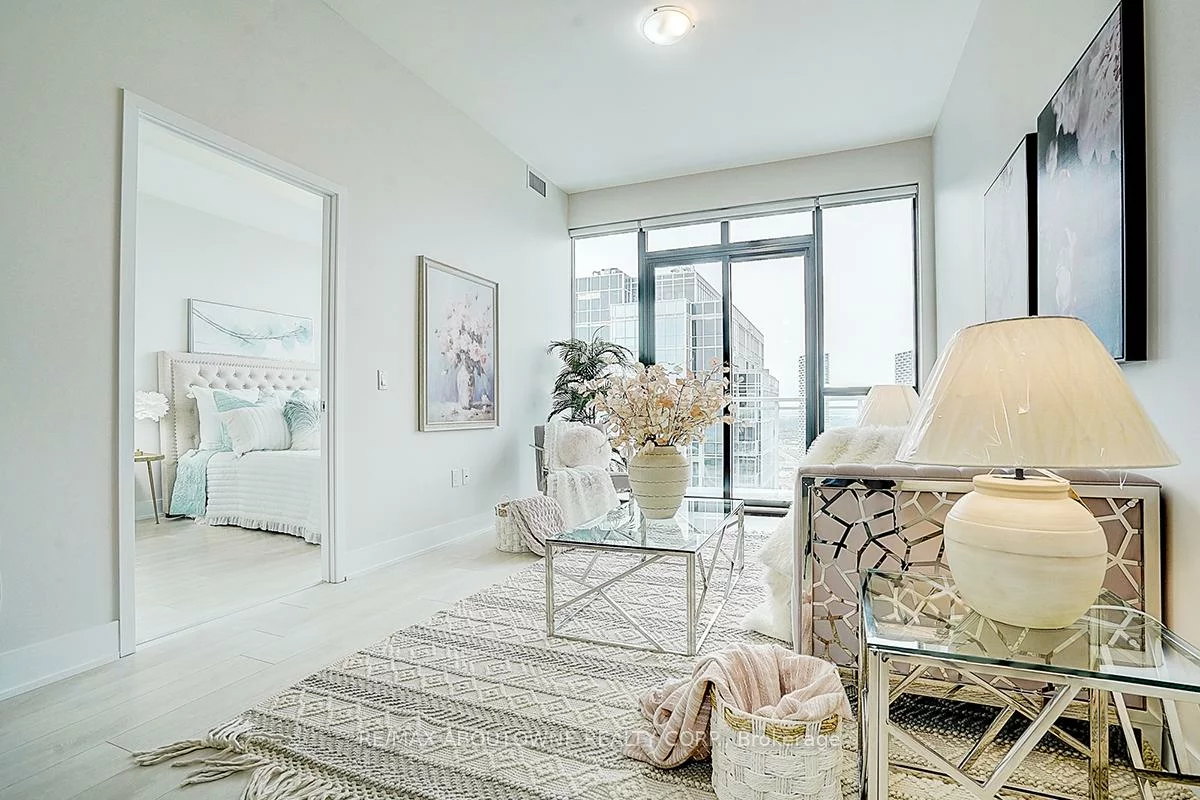 2908, Highway 7, Concord, Vaughan