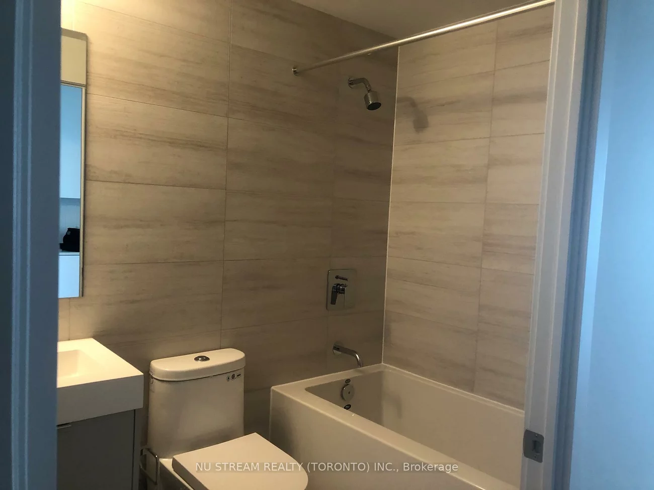 2920, Hwy 7, Concord, Vaughan