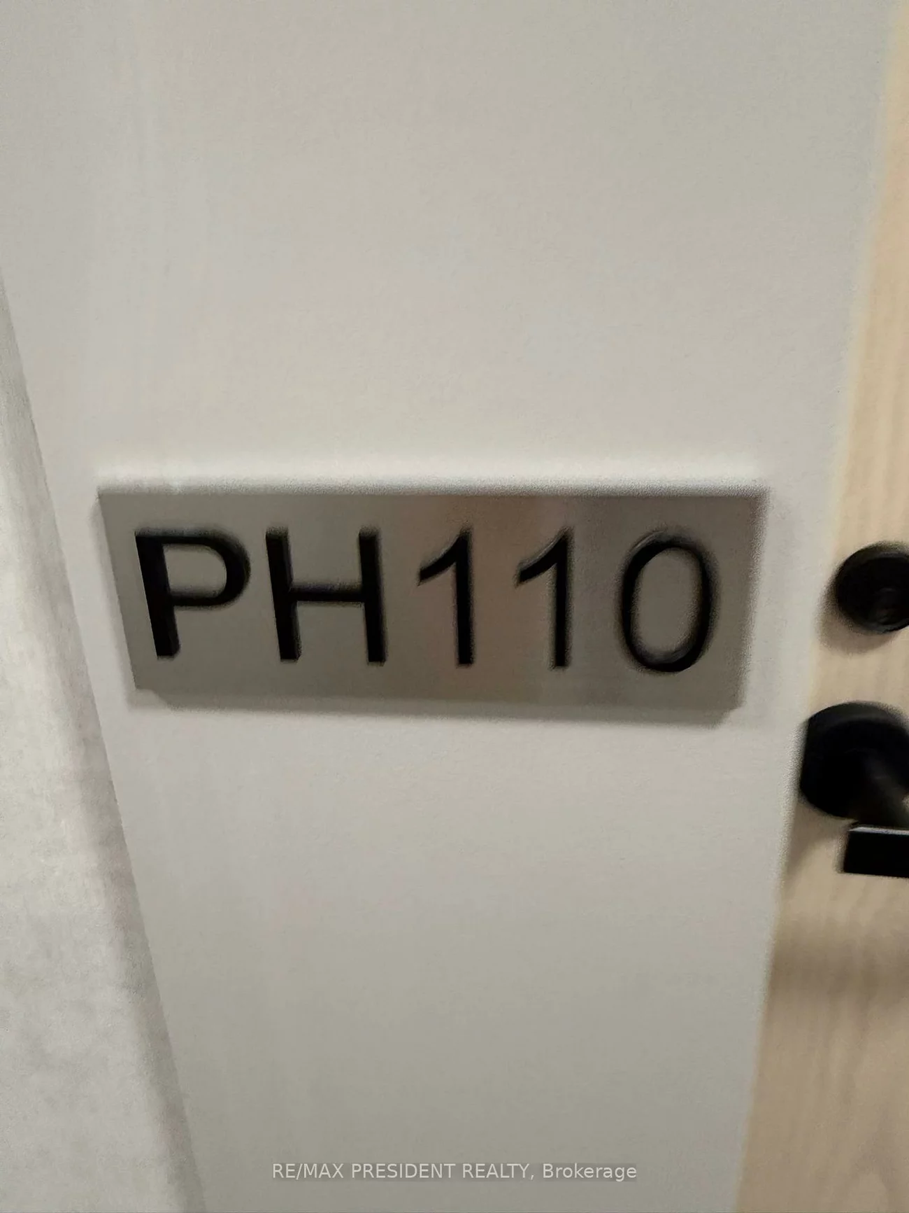 195, Commerce, Vaughan Corporate Centre, Vaughan