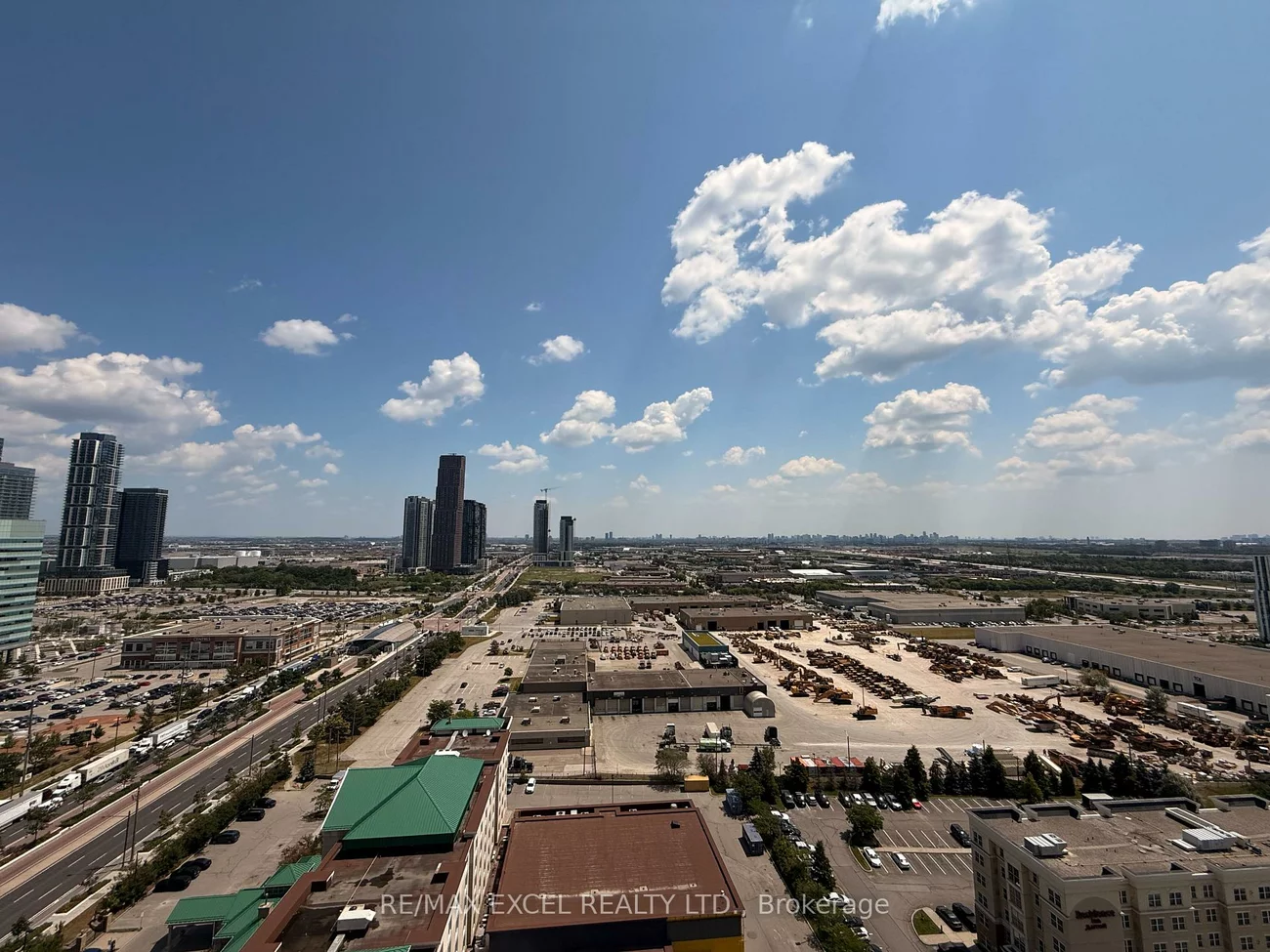 28, Interchange, Vaughan Corporate Centre, Vaughan