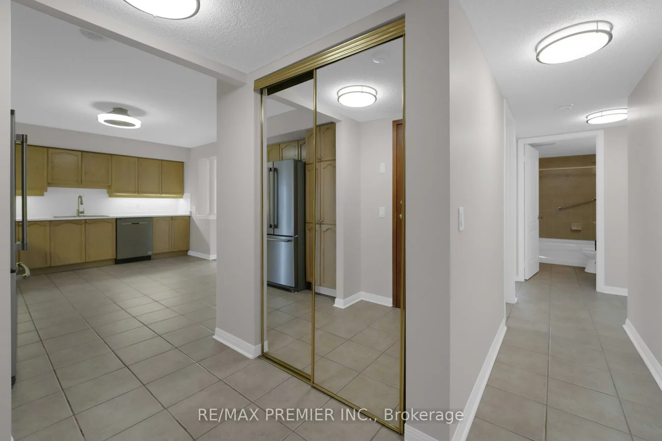 2502, Rutherford, Maple, Vaughan